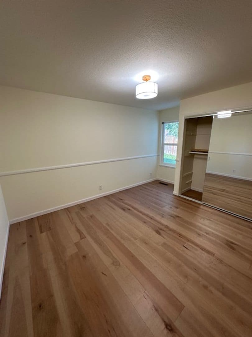 Pleasanton House: 4649 Denker Dr