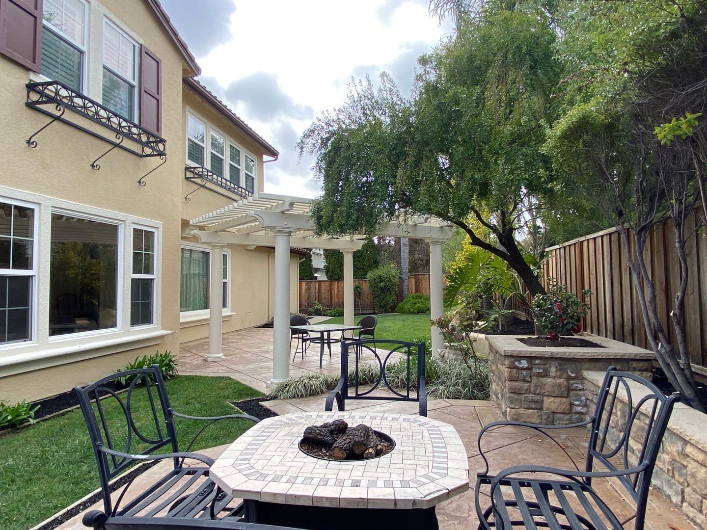 Pleasanton House: 3603 Fieldview Ct.