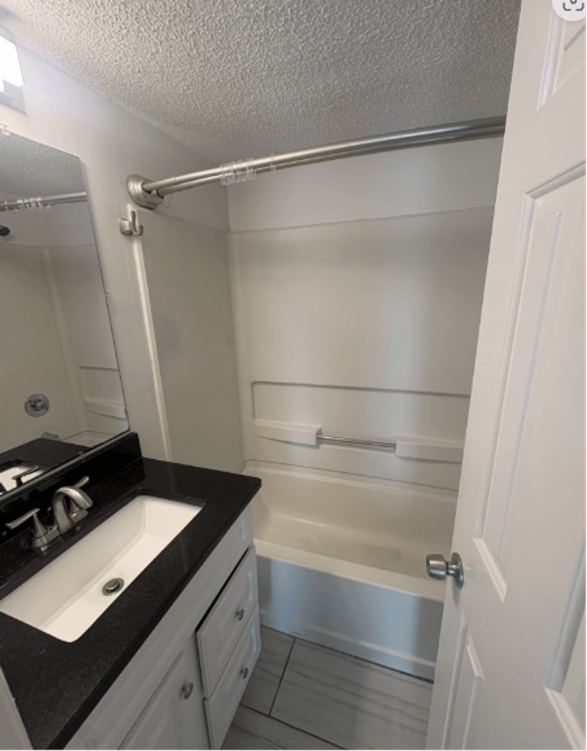 Nashville Apartment: 2325 Elliston Place