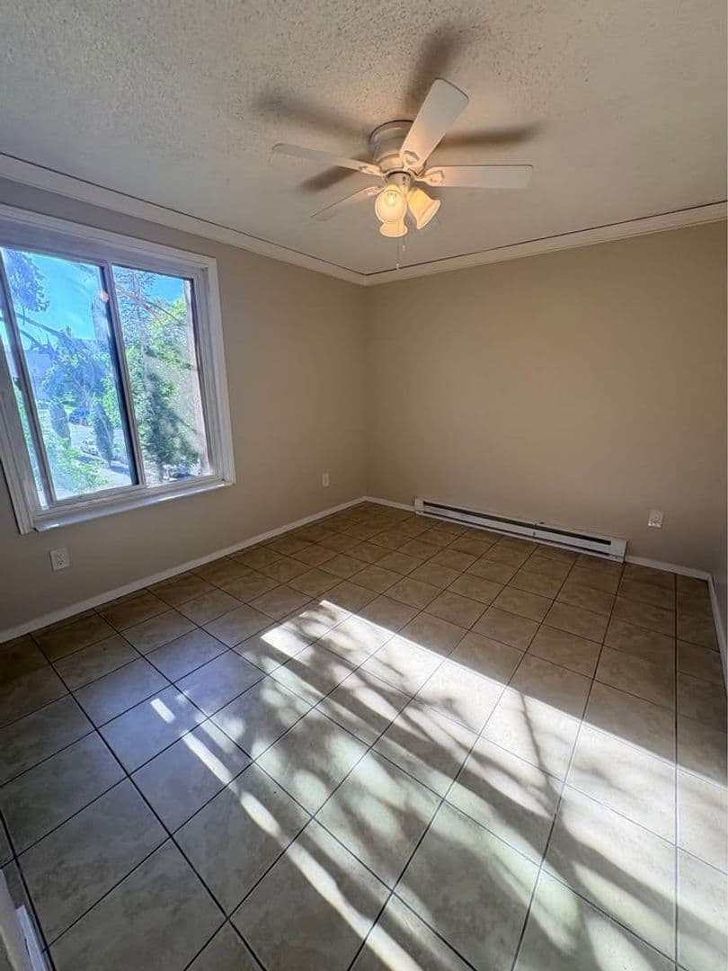 Spokane Apartment: 1318 W Mallon Ave