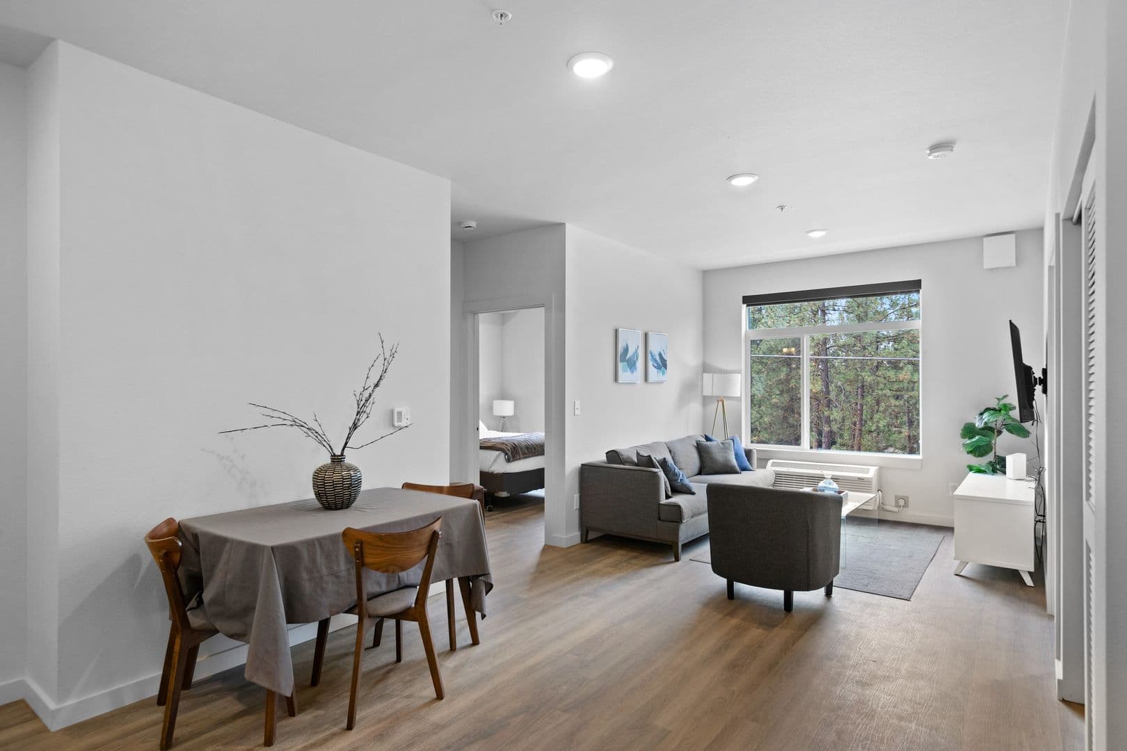 Spokane Apartment: 702 W Hastings Rd