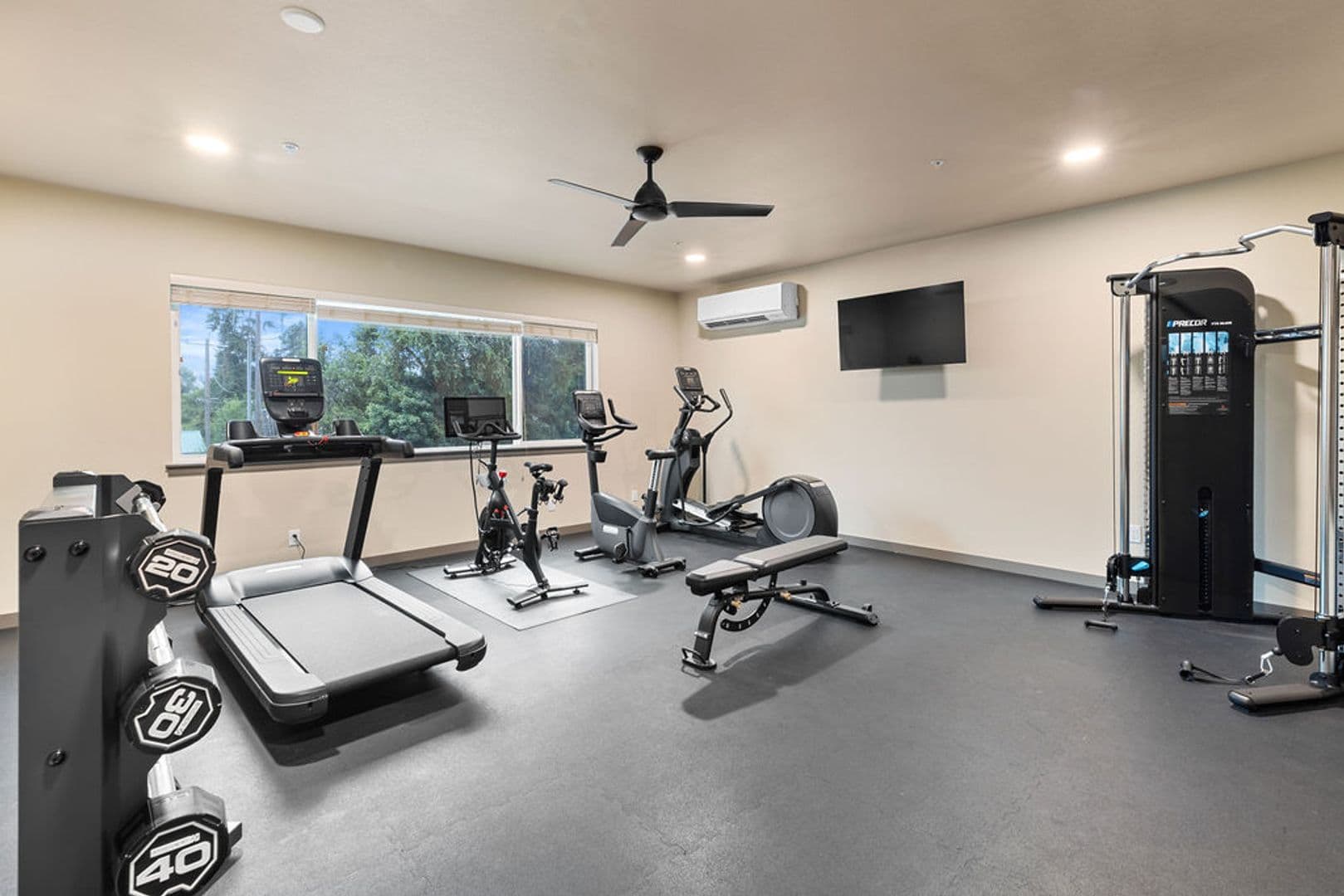 Coeur d'Alene Apartment: 1705 N Government Way