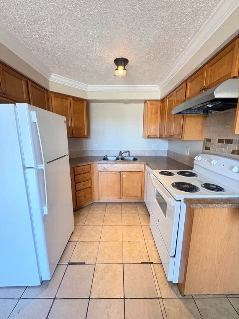 Spokane Apartment: 1318 W Mallon Ave