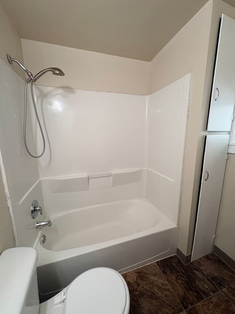 Spokane Apartment: 1619 N Madison St