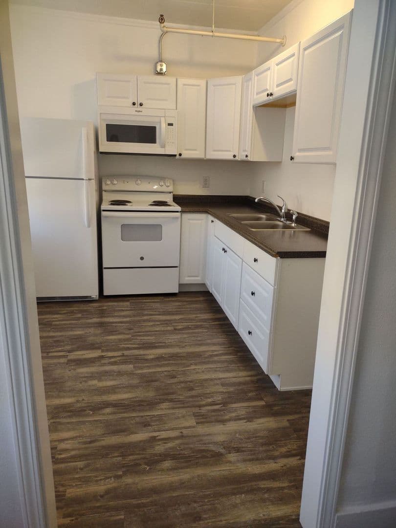 Billings Apartment: 2520 1st Avenue North