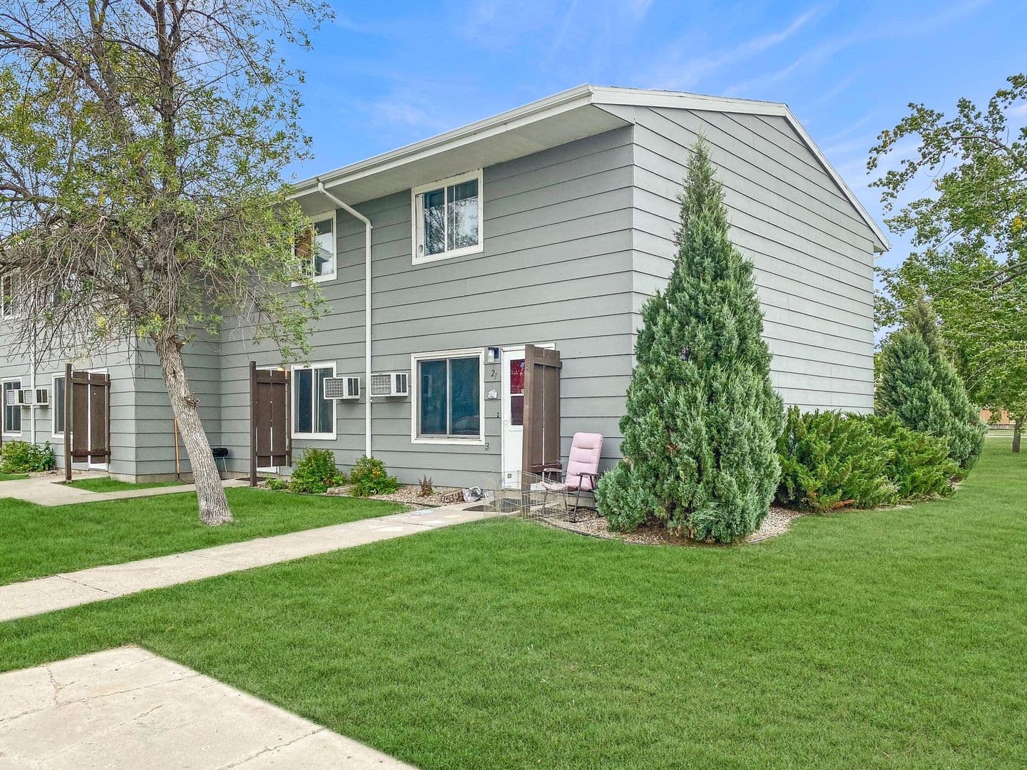 Devils Lake Apartment: 223 South Walnut Street