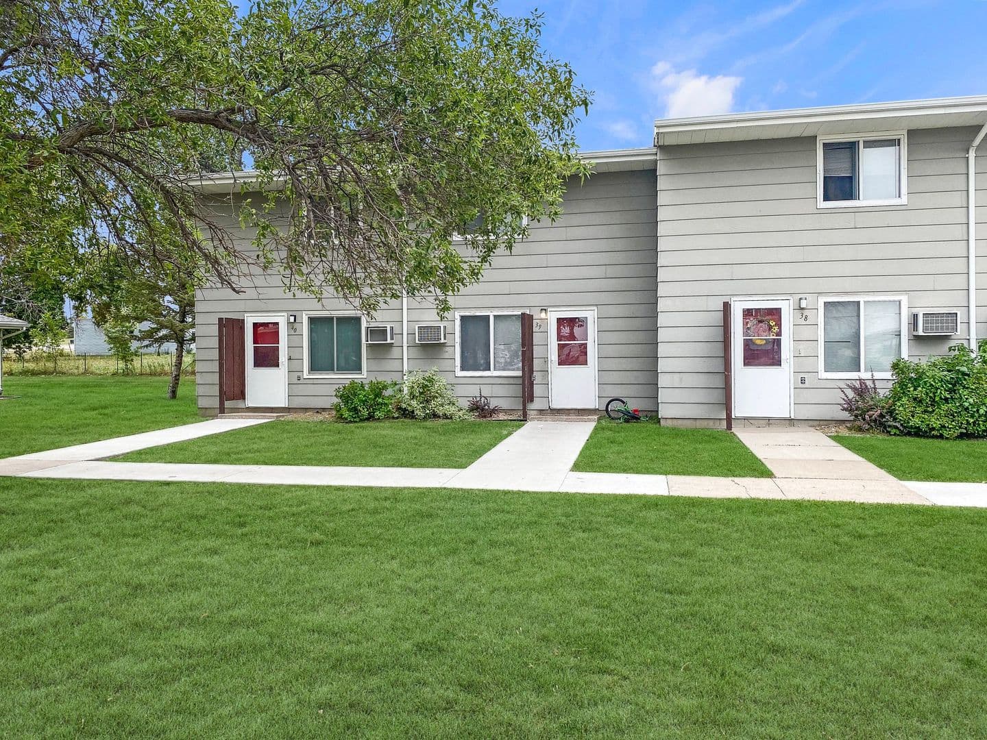 Devils Lake Apartment: 223 South Walnut Street