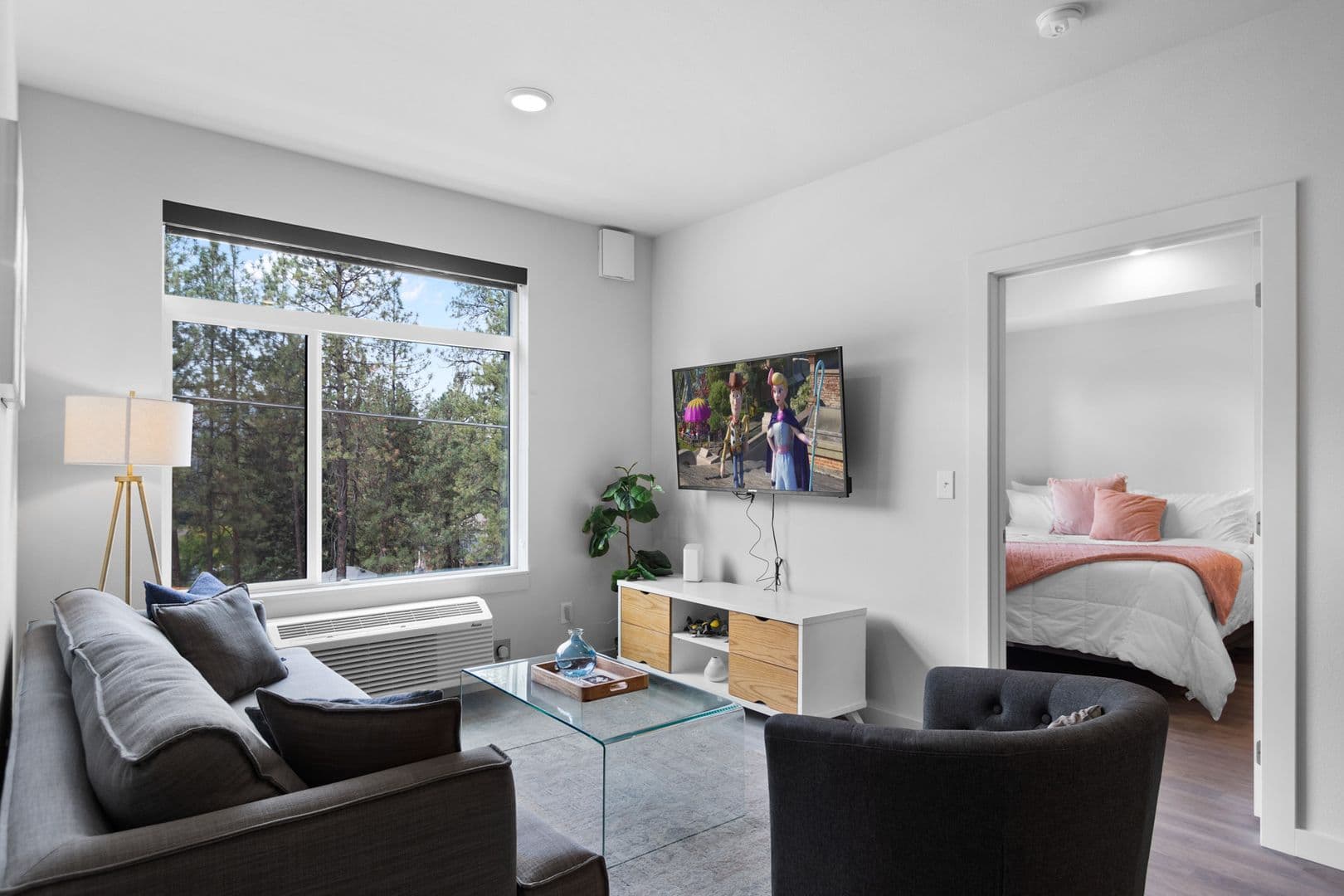 Spokane Apartment: 1520 S Rustle St