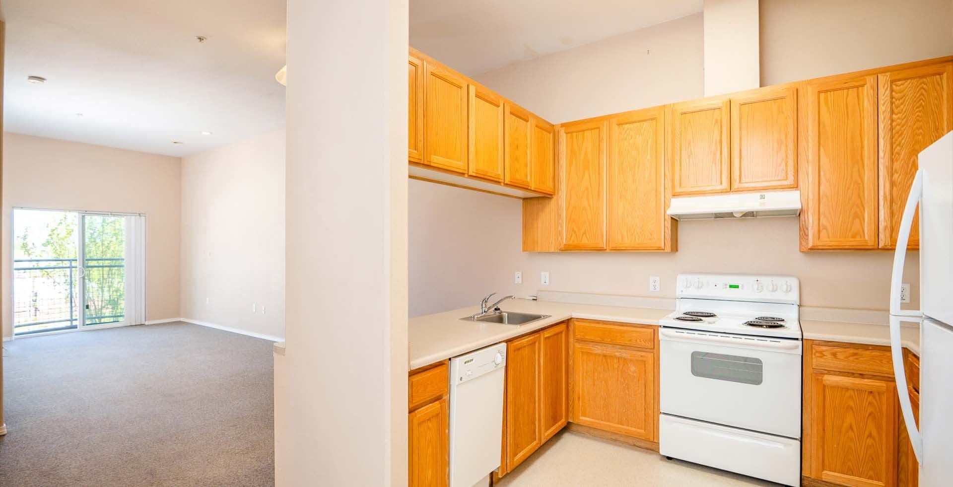 La Grande Apartment: 1208 Adams Avenue