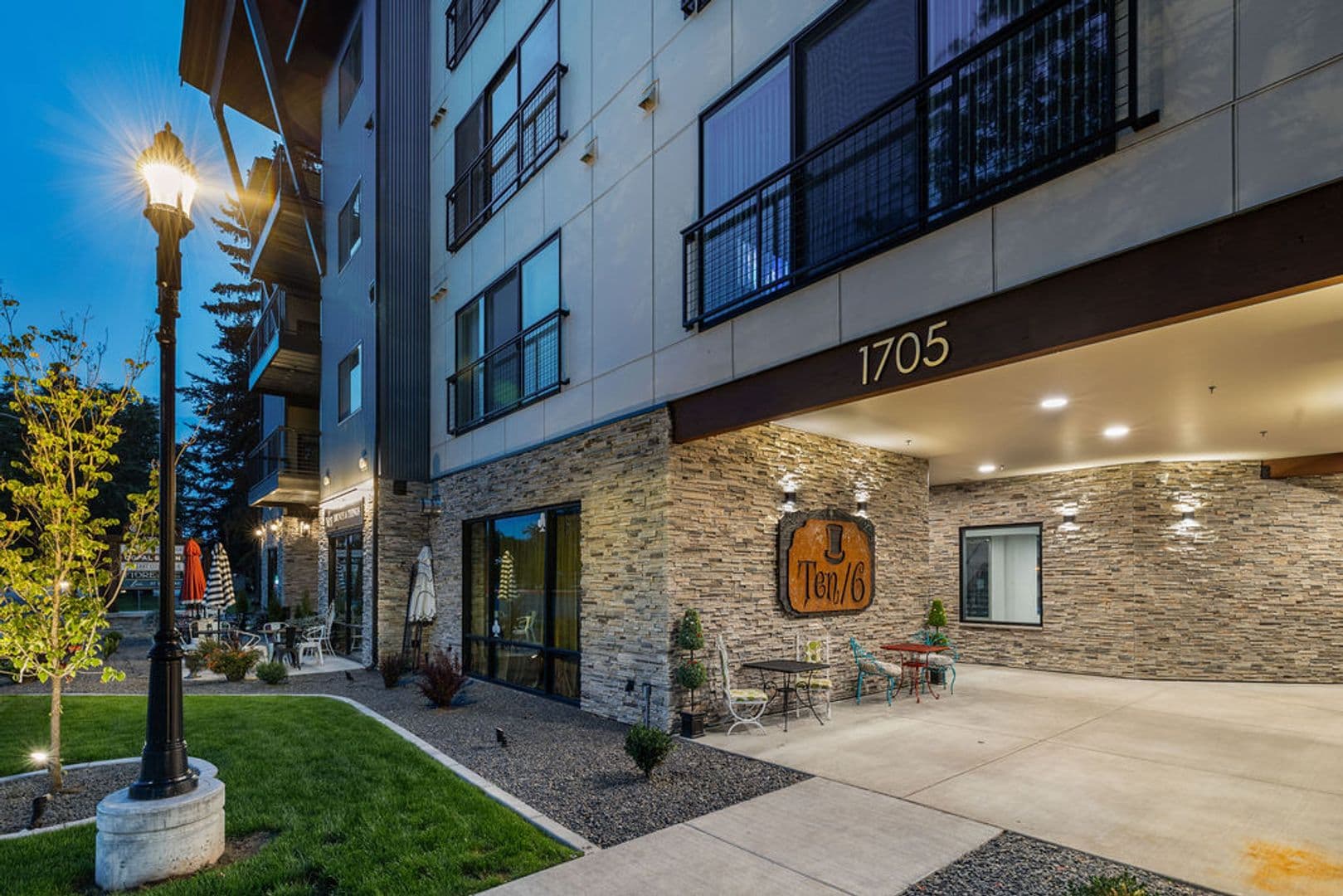 Coeur d'Alene Apartment: 1705 N Government Way