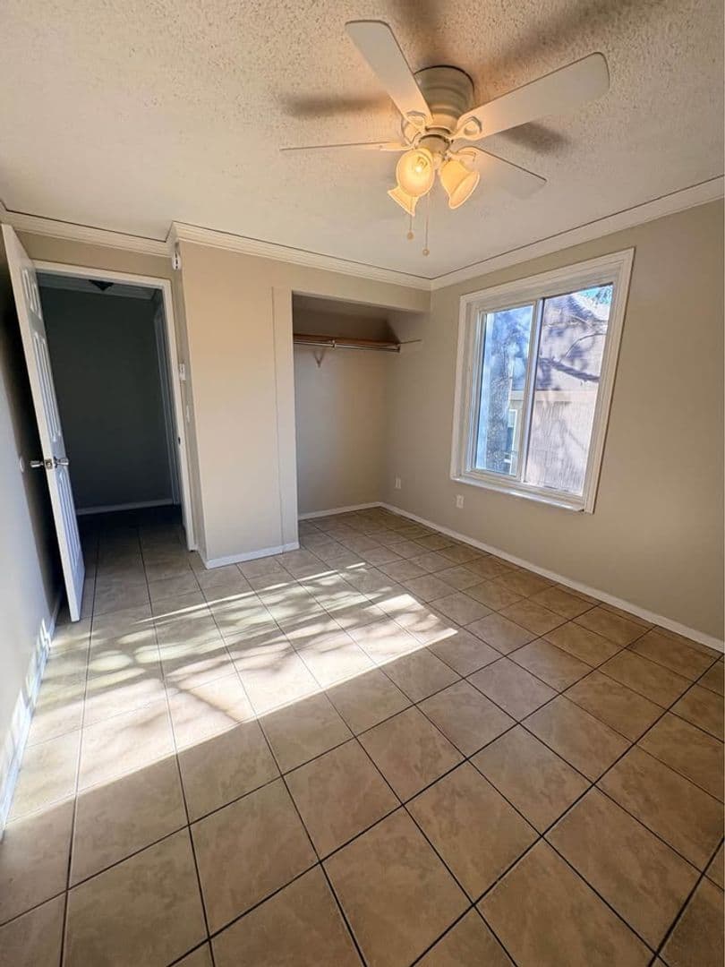 Spokane Apartment: 1318 W Mallon Ave