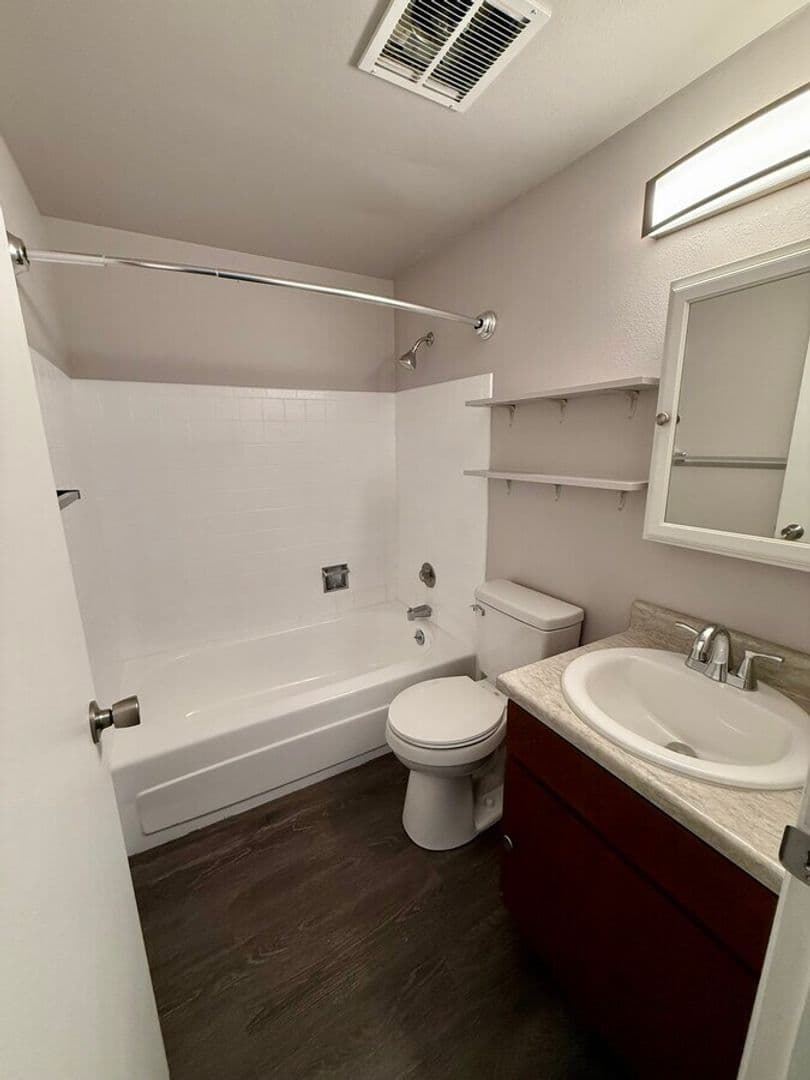 Spokane Apartment: 1107 S Madison