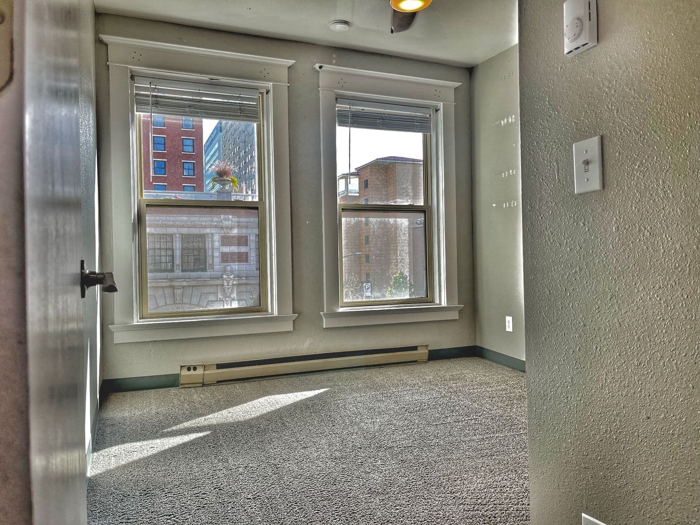 Spokane Apartment: 908 W 1st