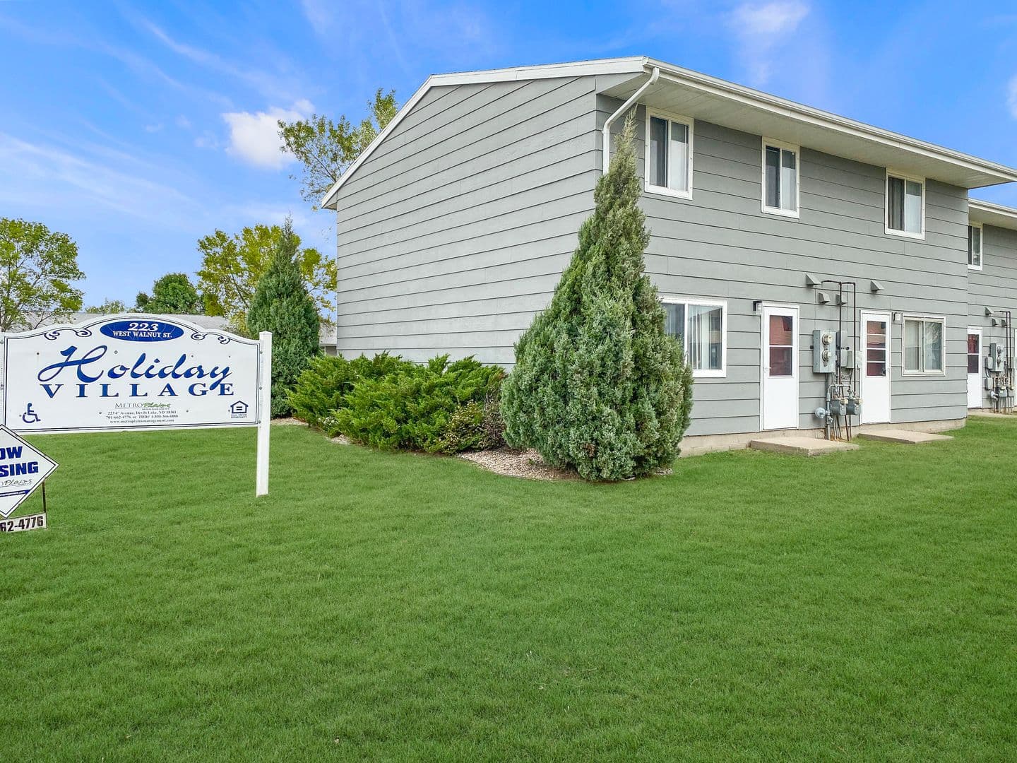 Devils Lake Apartment: 223 South Walnut Street
