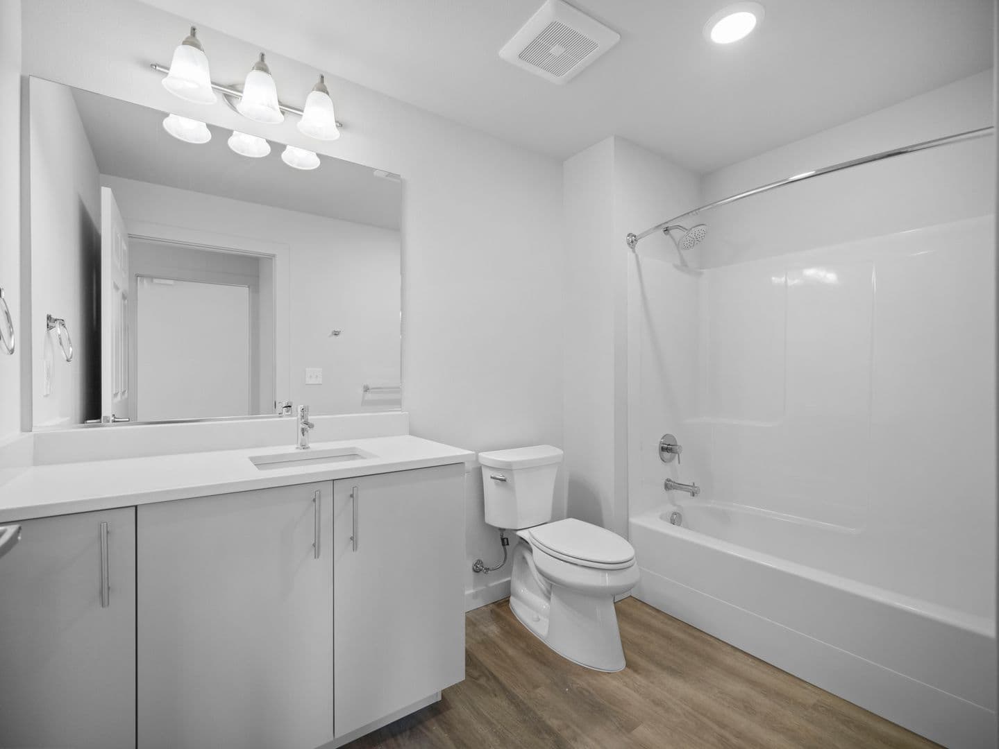 Spokane Apartment: 1520 S Rustle St