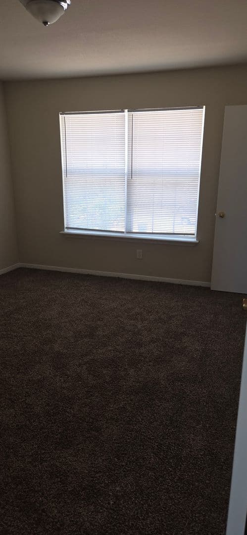 KILLEEN Apartment: 809 LEIFESTER CIRCLE