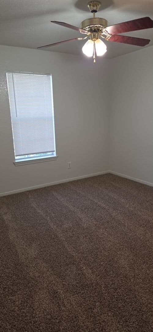 KILLEEN Apartment: 3400 CANTABRIAN