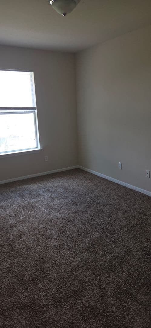 KILLEEN Apartment: 809 LEIFESTER CIRCLE
