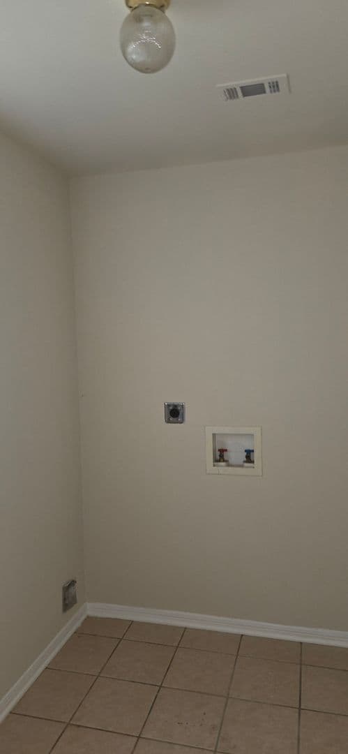 KILLEEN Apartment: 809 LEIFESTER CIRCLE