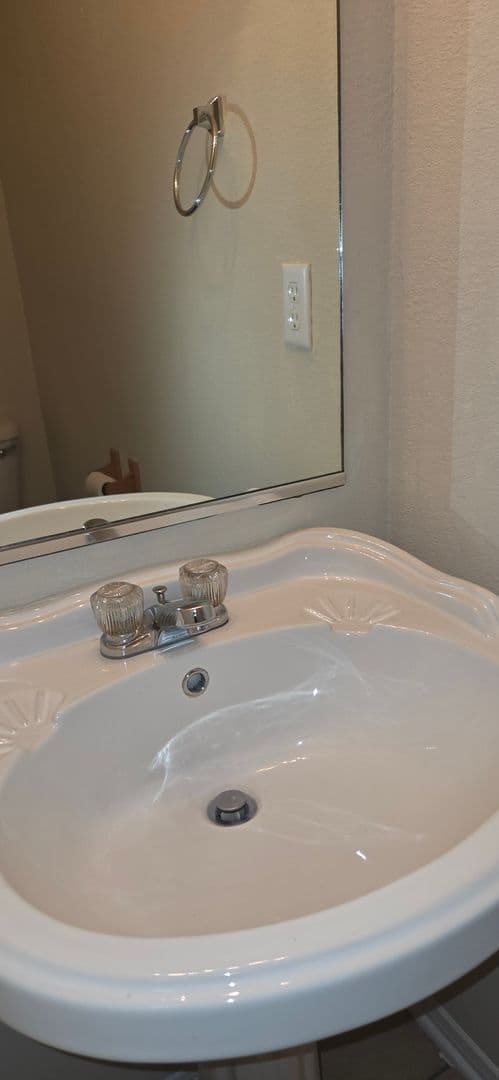 KILLEEN Apartment: 809 LEIFESTER CIRCLE