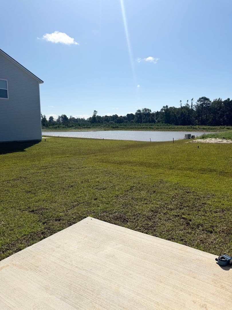 Loris House: 600 Shady Ridge Road
