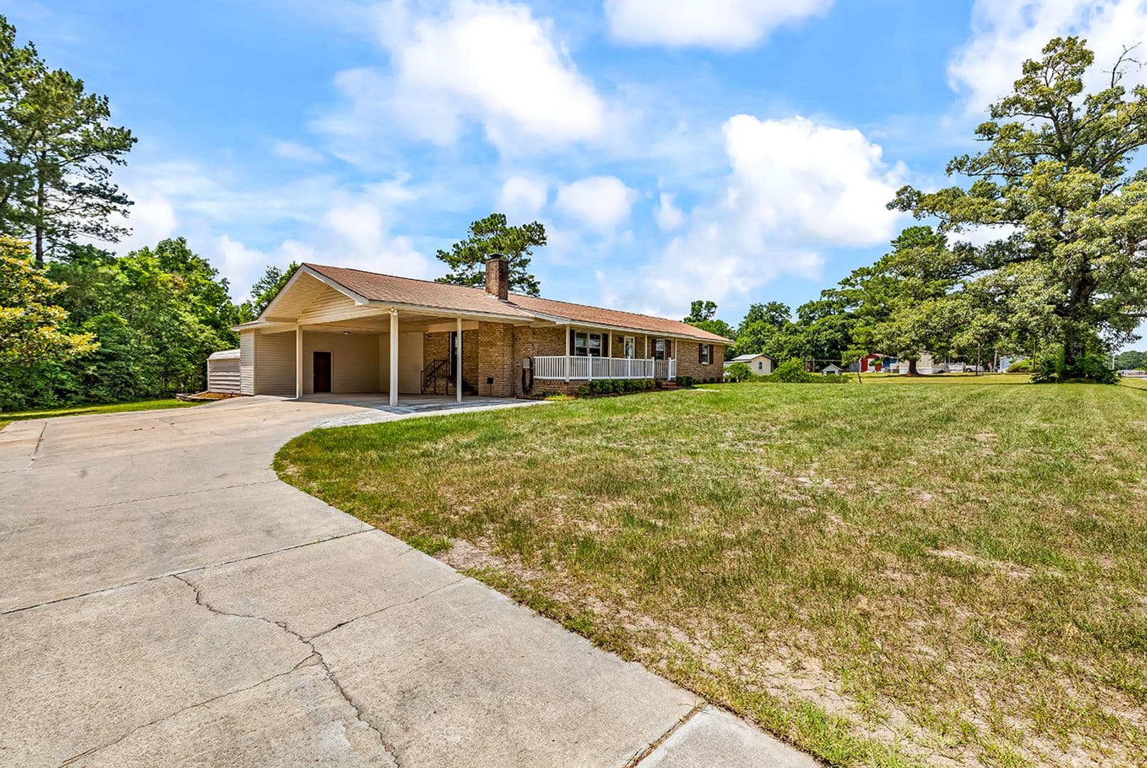 Aynor House: 1354 Rogers Road