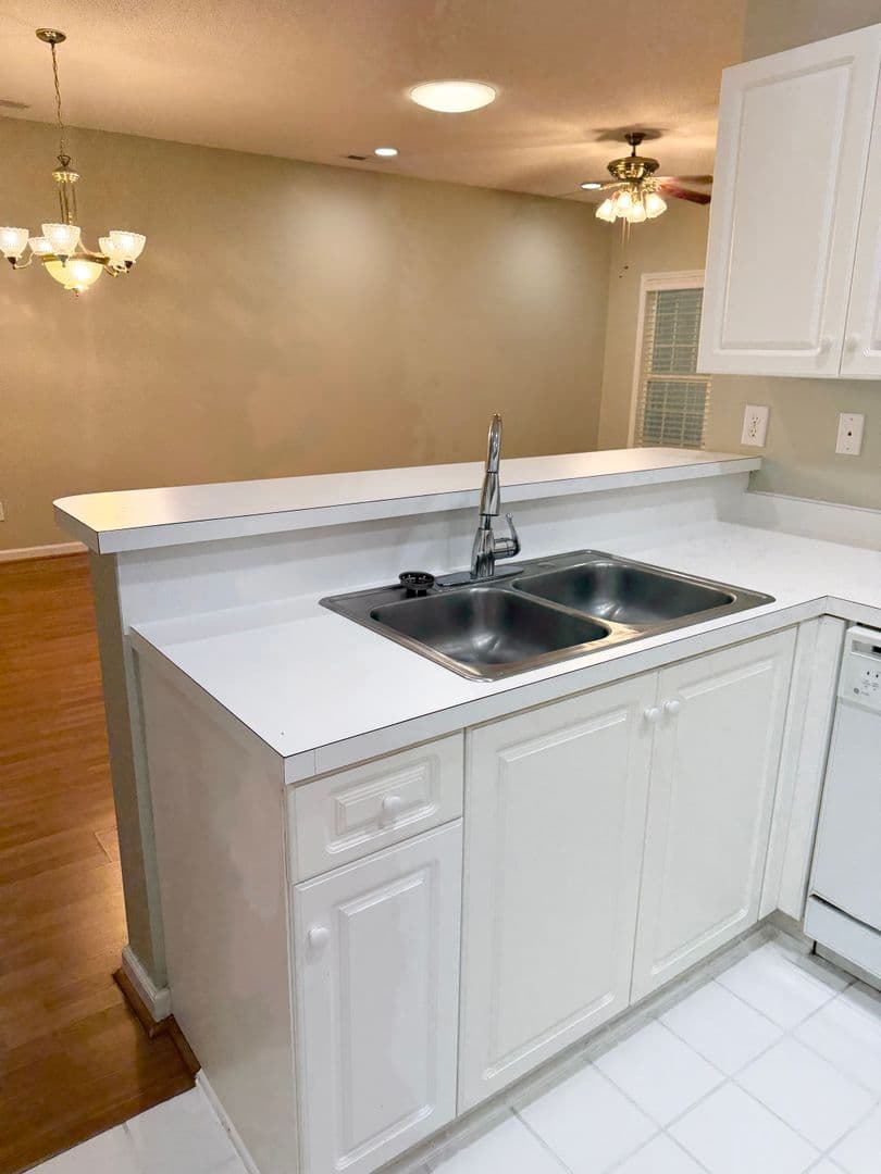 Little River House: 4661 Lightkeepers Way