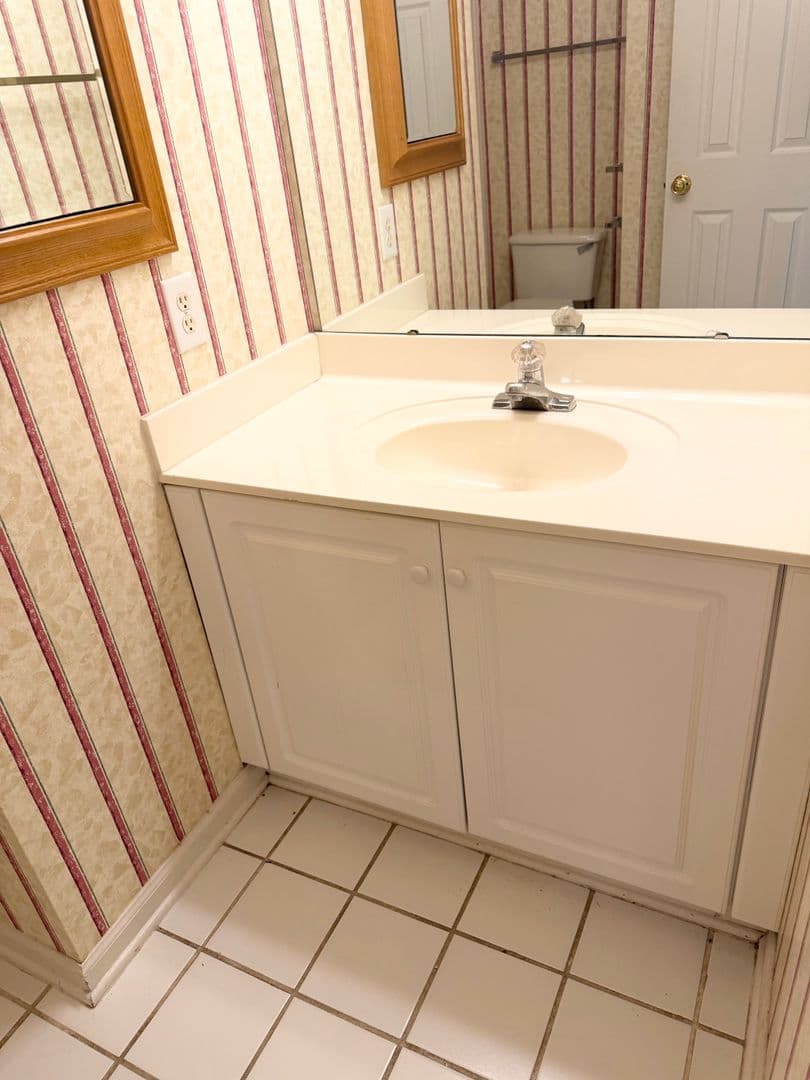 Little River House: 4661 Lightkeepers Way