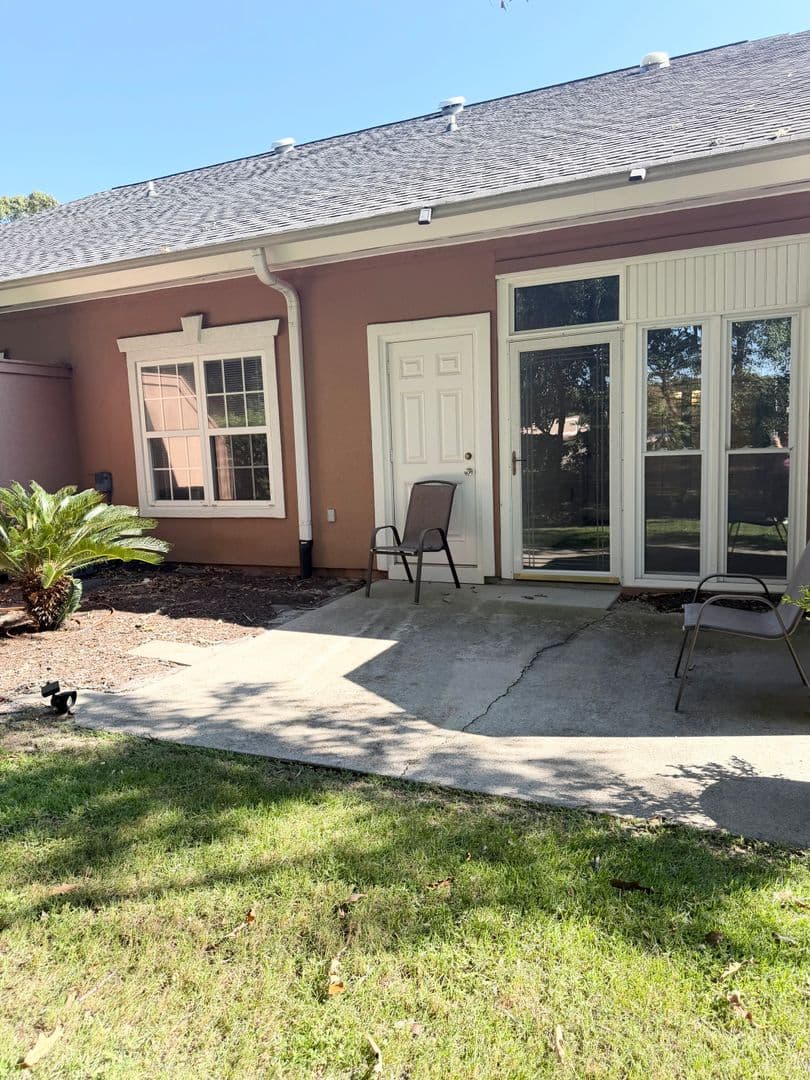 Little River House: 4661 Lightkeepers Way