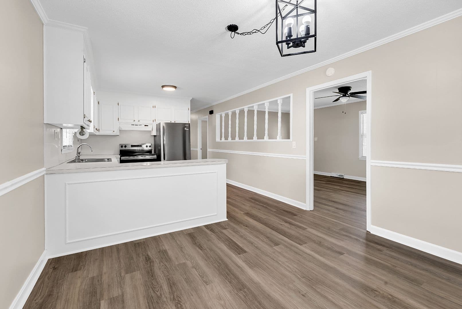 Aynor House: 1354 Rogers Road
