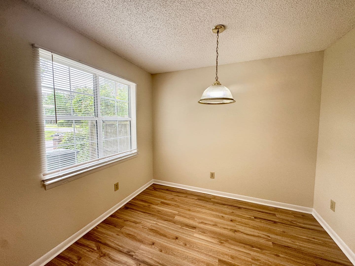 Conway Townhome: 1100 Pine Street, Unit A