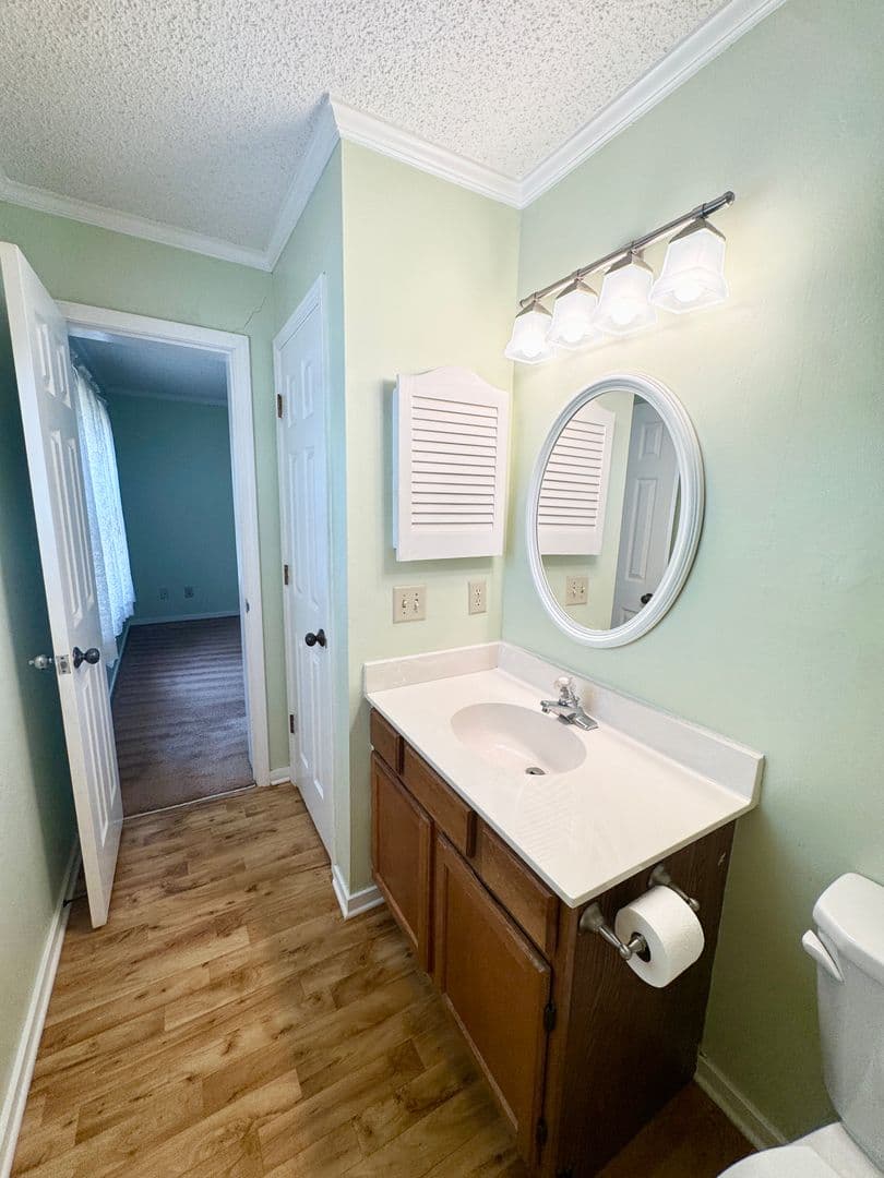 Conway House: 261 Youpon Drive
