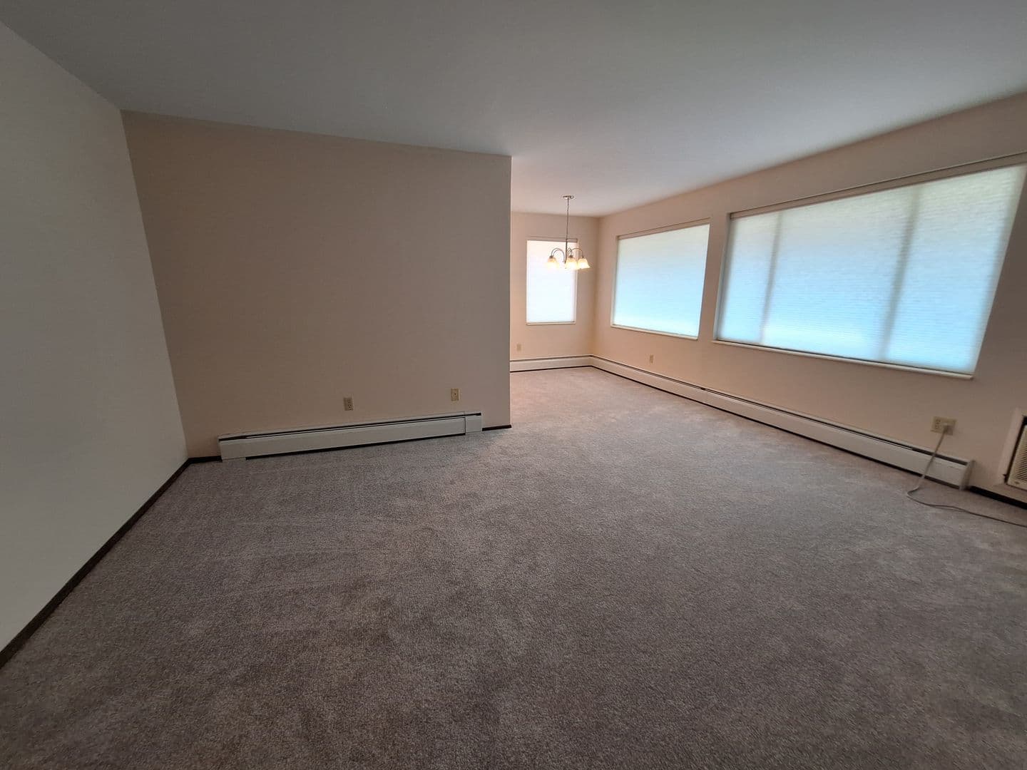 Ellensburg Apartment: 700 E 5th Ave
