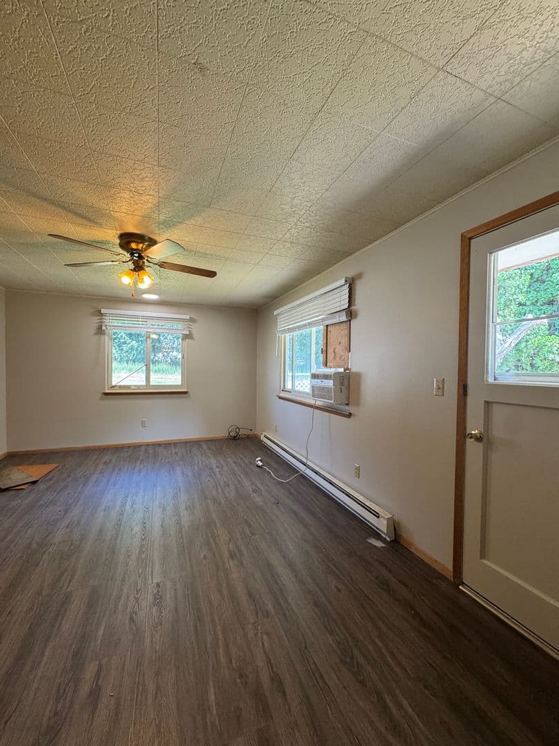 Ellensburg House: 1702 College Pl