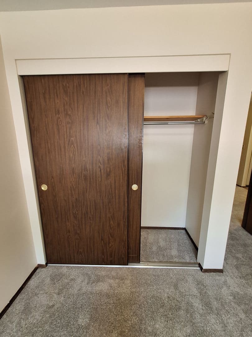 Ellensburg Apartment: 700 E 5th Ave