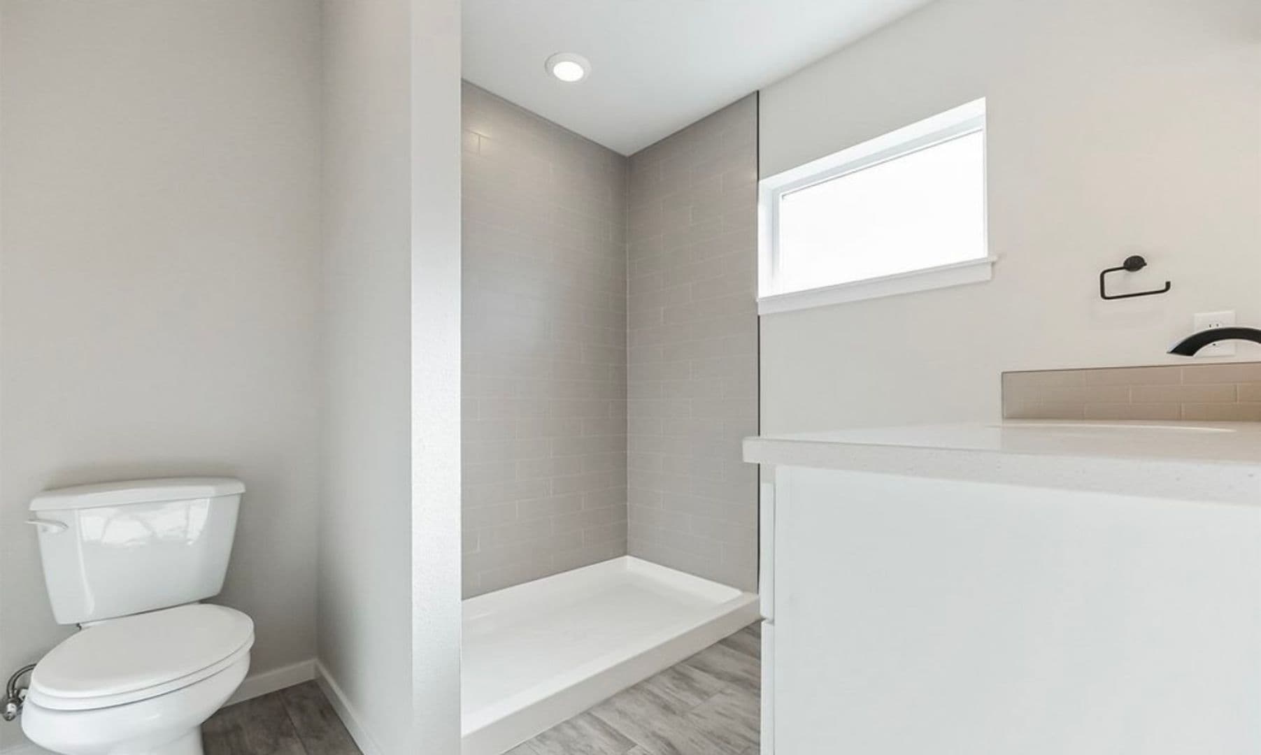 Cle Elum Townhome: 907 E Fourth St