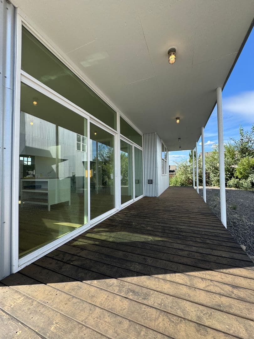 Ellensburg House: 405 E Windsor Ct #1