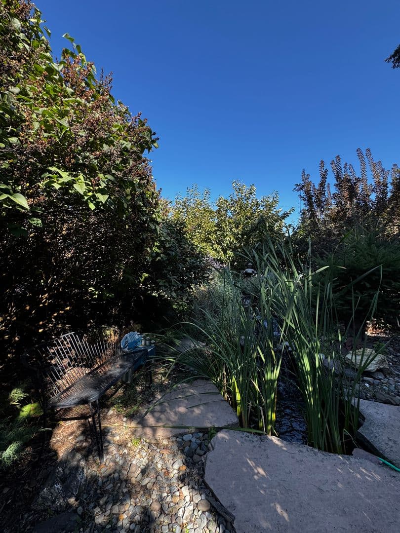 Ellensburg House: 814 E 5th Ave
