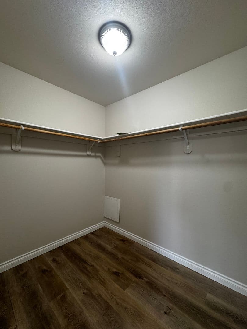 Ellensburg House: 2203 N Abbey Glen Ct
