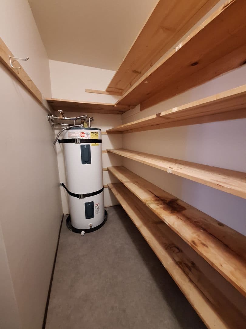 Ellensburg Apartment: 700 E 5th Ave