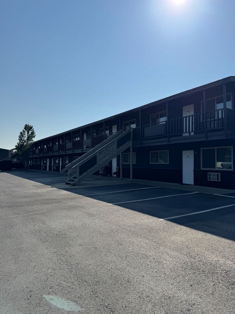 Ellensburg Apartment: 1901 N Walnut St
