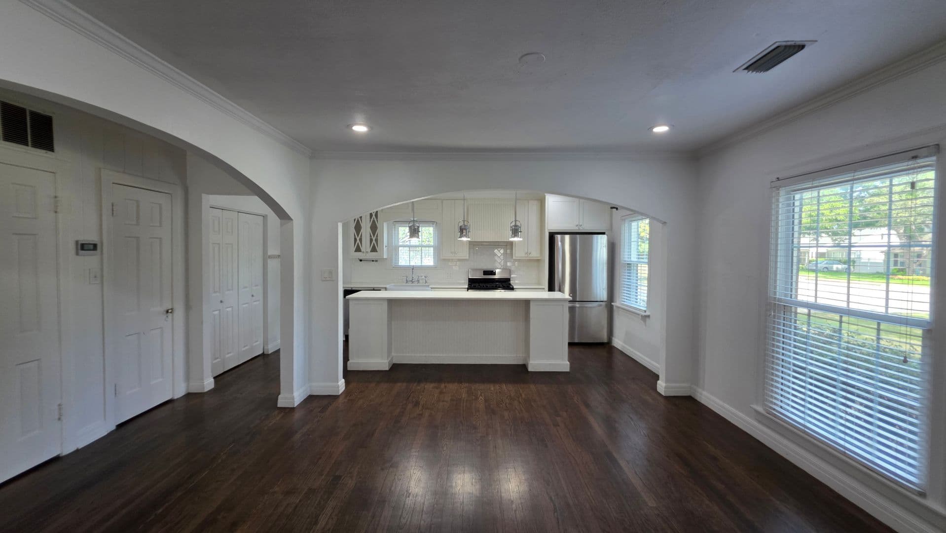 Fort Worth House: 3741 Hilltop Road
