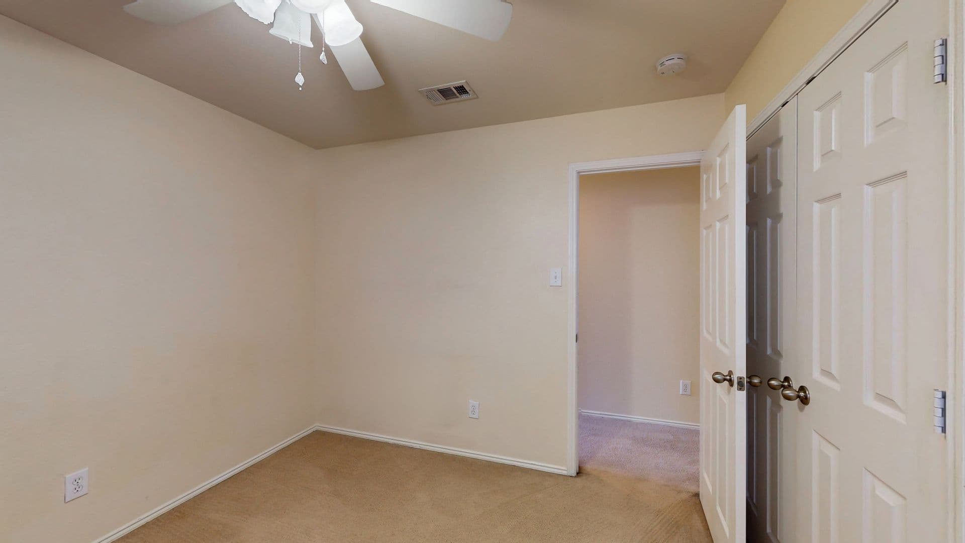 Fort Worth House: 9020 Noontide Drive