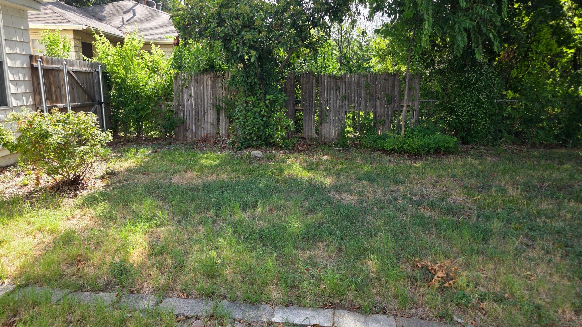 Fort Worth House: 3741 Hilltop Road
