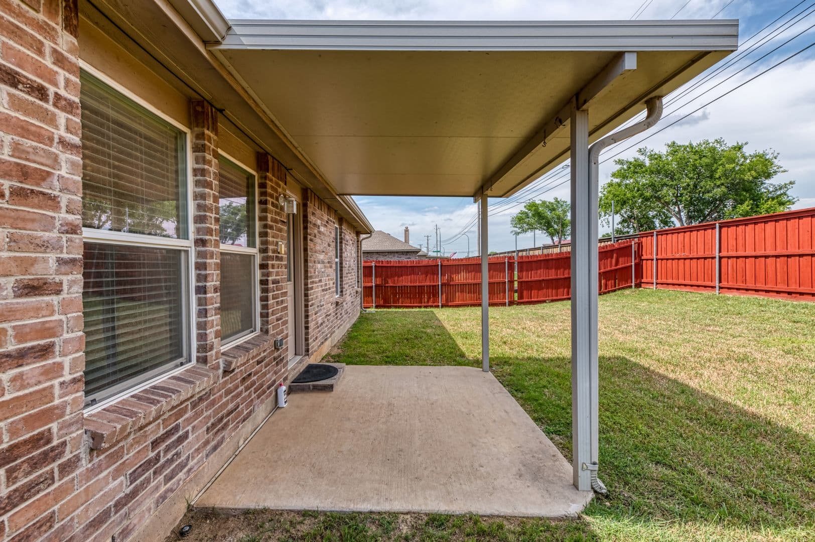 Fort Worth House: 9020 Noontide Drive