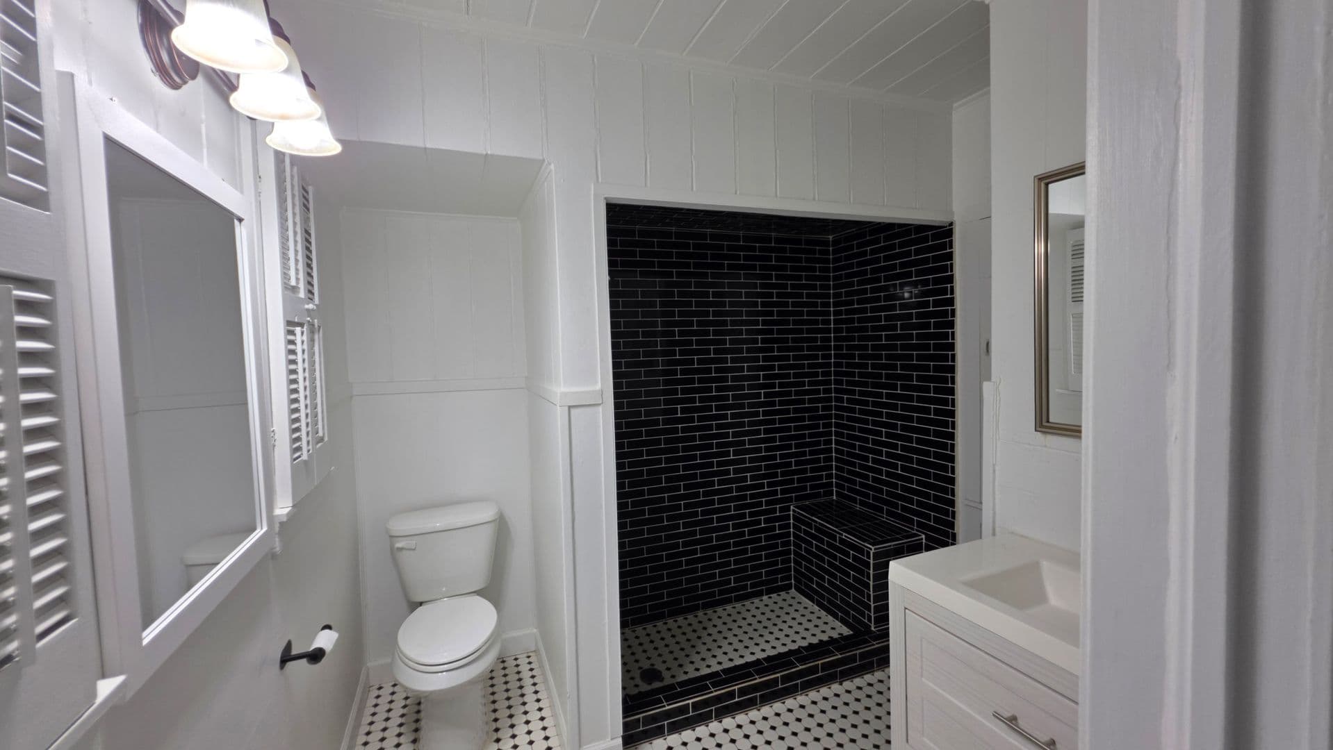 Fort Worth House: 3741 Hilltop Road