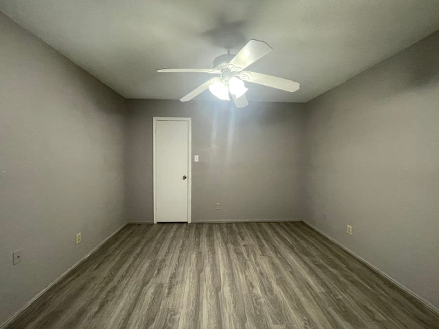 Arlington House: 2440 Sunflower Dr