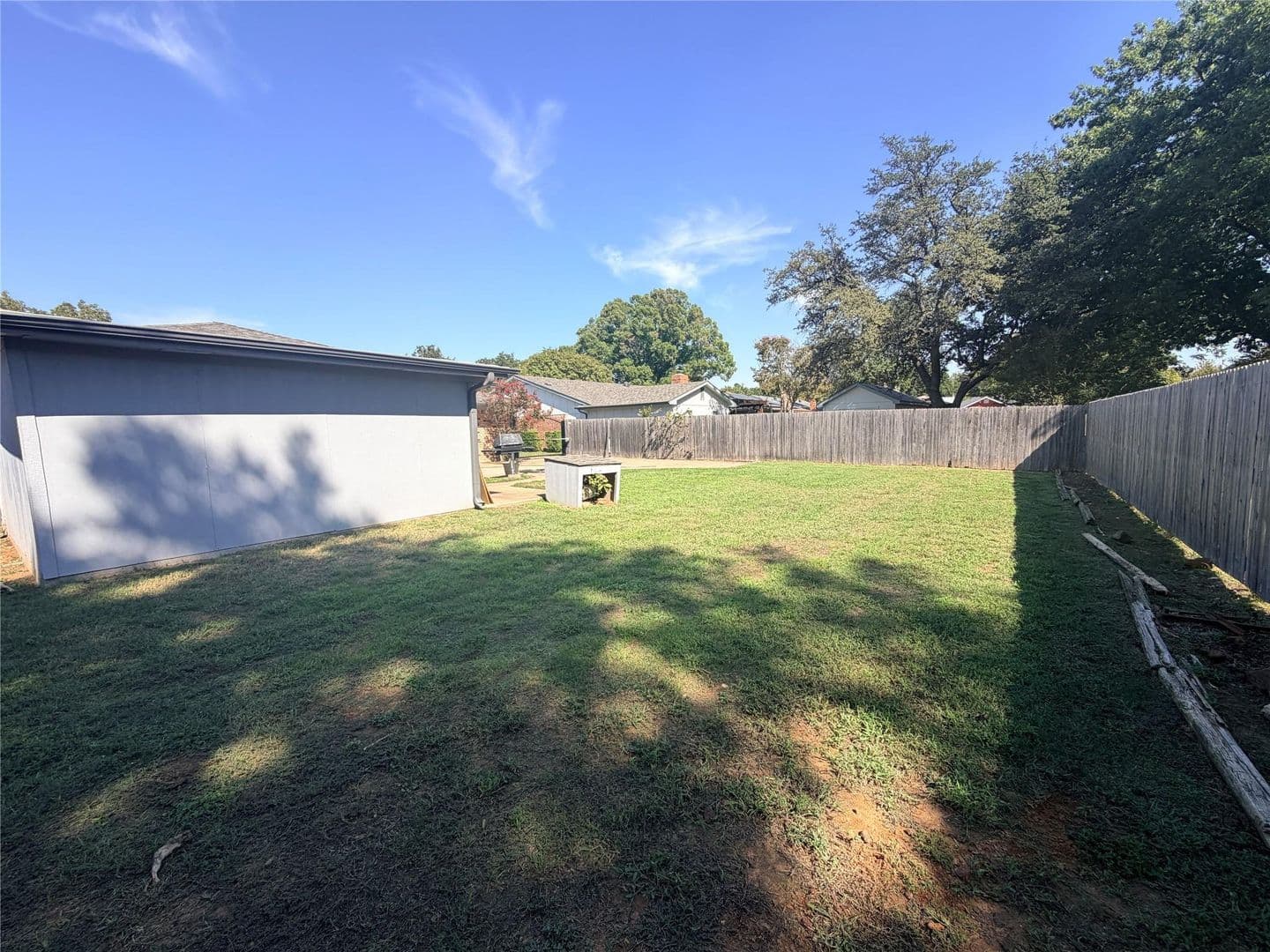 Bedford House: 1620 Lexington Pl