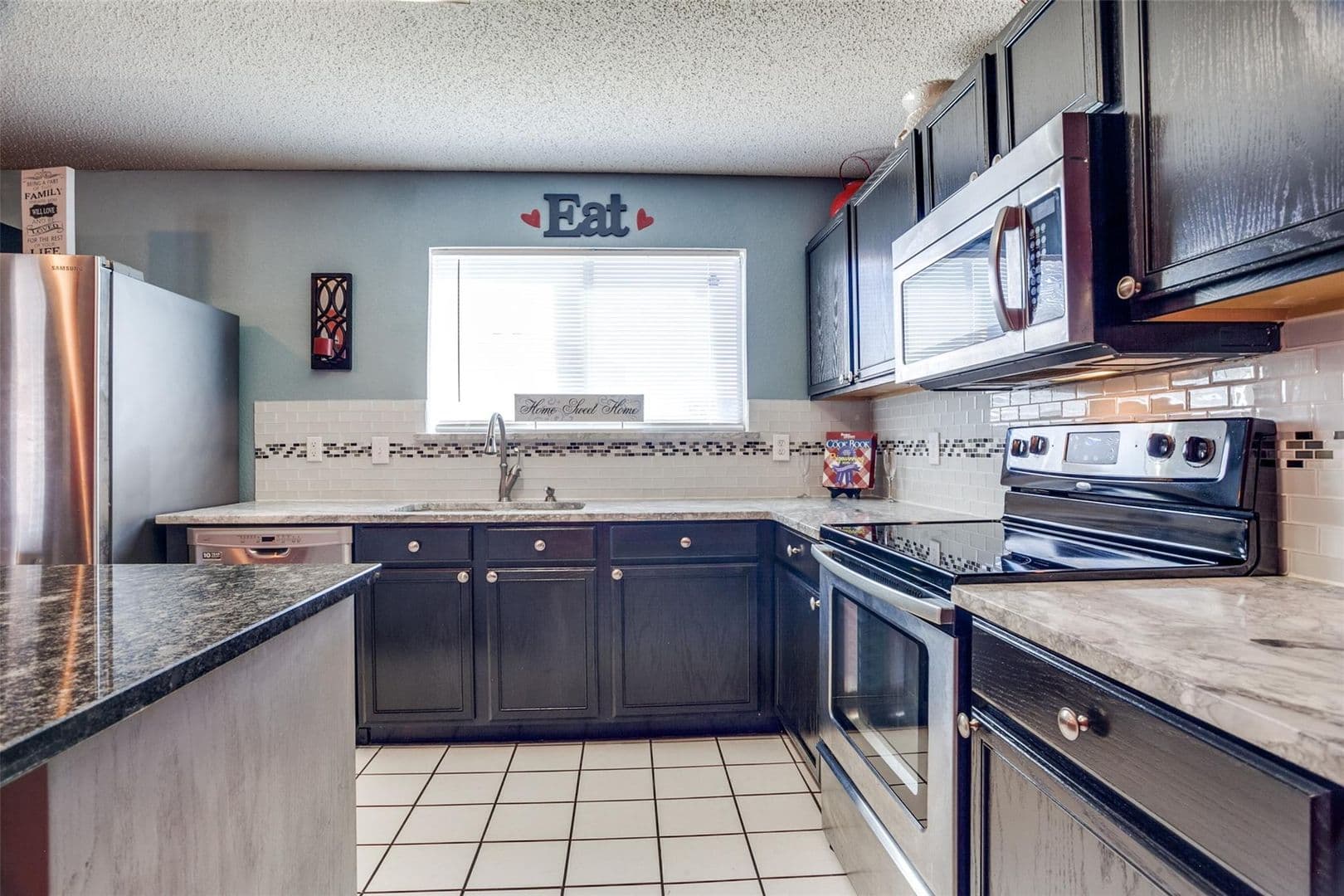 Fort Worth House: 3433 Cayman Drive