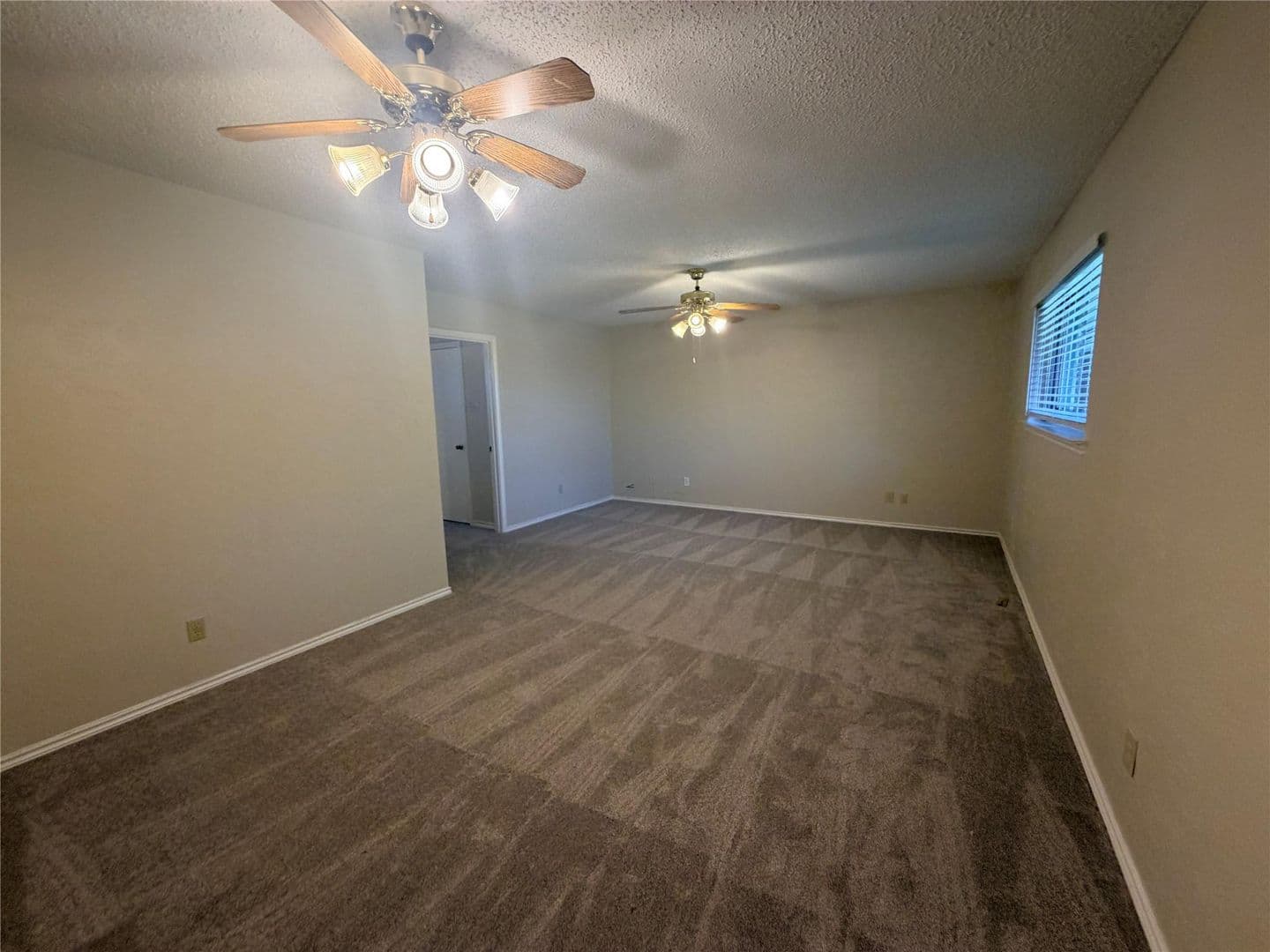 Bedford House: 1620 Lexington Pl
